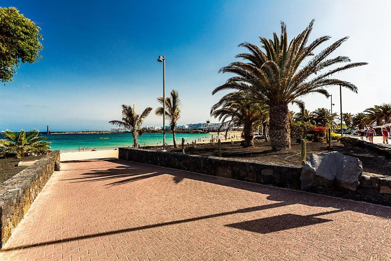 Vivienda Vacacional Buby Costa Teguise Exterior photo